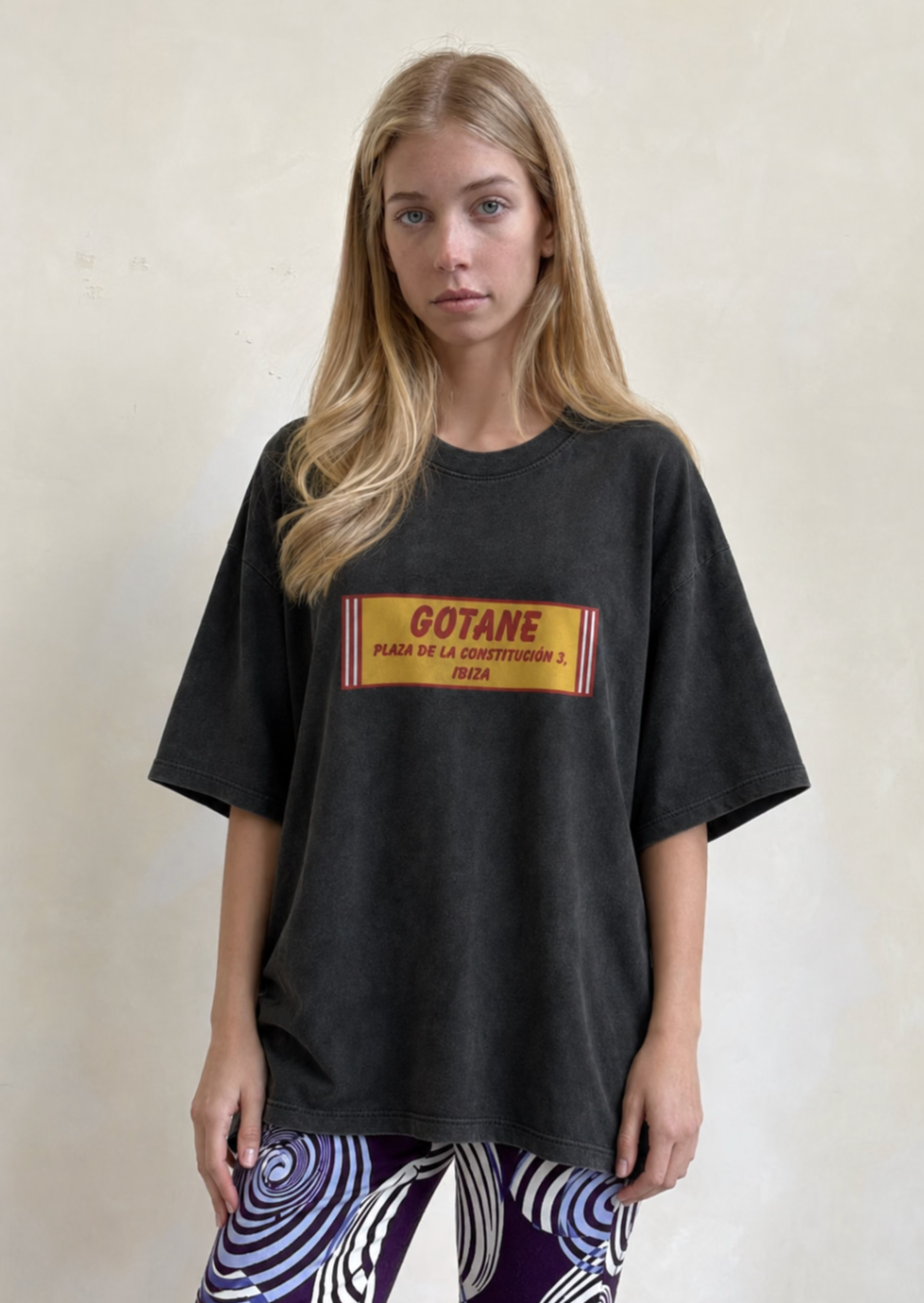 Oversized T-shirt Gotane adress